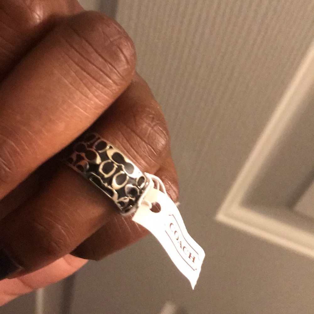 Coach Ring